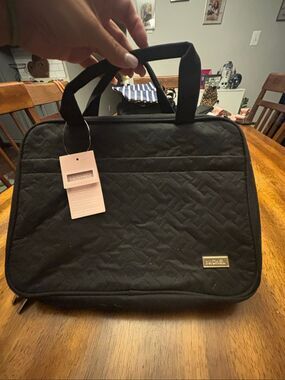 Nishel travel, cosmetics case, NWT